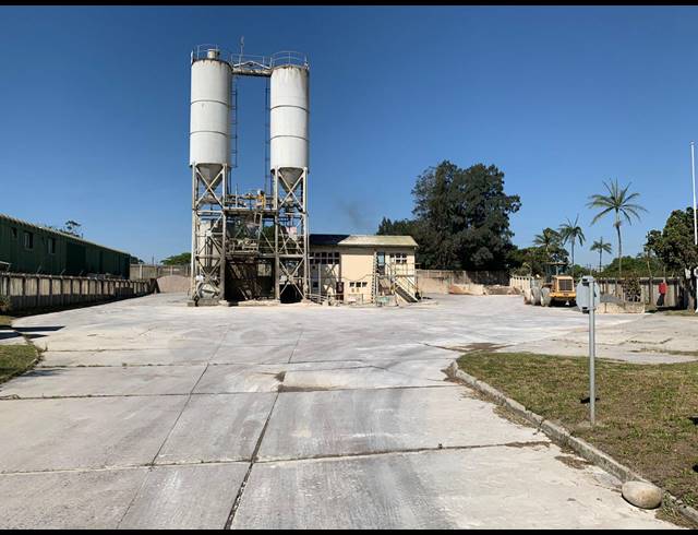 3,350M² INDUSTRIAL YARD TO LET IN SHAKAS HEAD